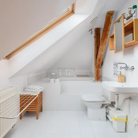 Rentplanet - Raclawicka Apartment Warschau
